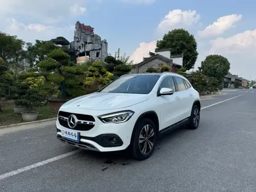 Mercedes-Benz GLA-Class, 2021
