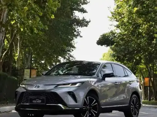 Toyota Venza, 2022