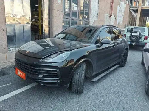 Porsche Cayenne, 2023