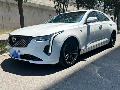 Cadillac CT4, 2022