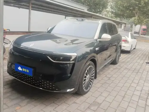 AITO M8, 2025