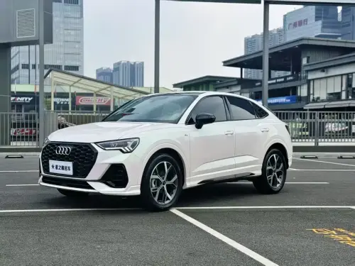 Audi Q3 Sportback, 2022