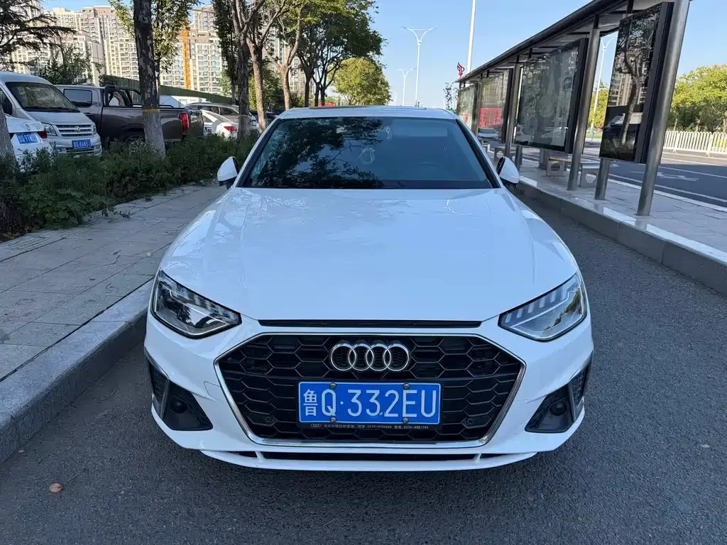 Audi A4, 2022