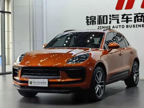Porsche Macan, 2022