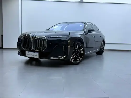 BMW 7-Series, 2026