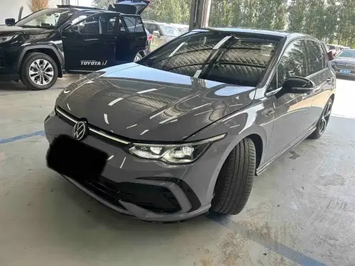 Volkswagen Golf, 2022