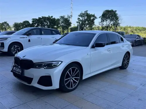 BMW 3-Series, 2021