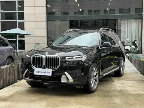 BMW X7, 2023