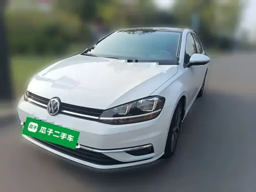 Volkswagen Golf, 2020