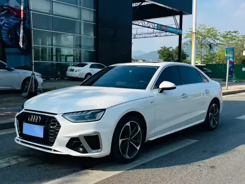 Audi A4, 2021