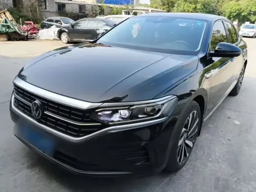 Volkswagen Passat, 2023