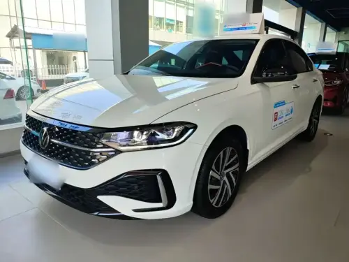 Volkswagen Lavida, 2025