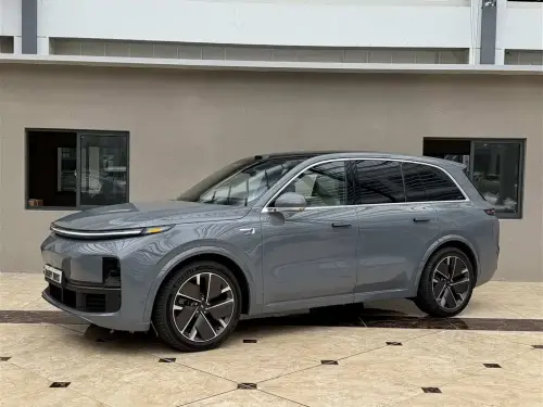 Li Auto L8, 2025