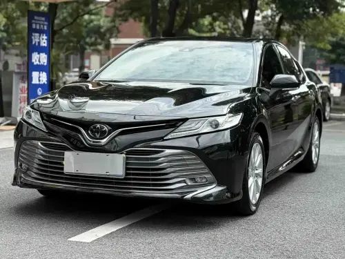 Toyota Camry, 2020
