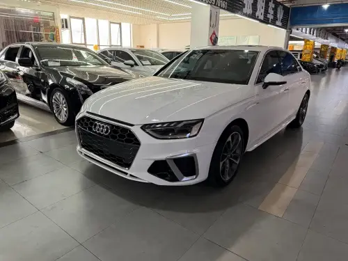 Audi A4, 2021
