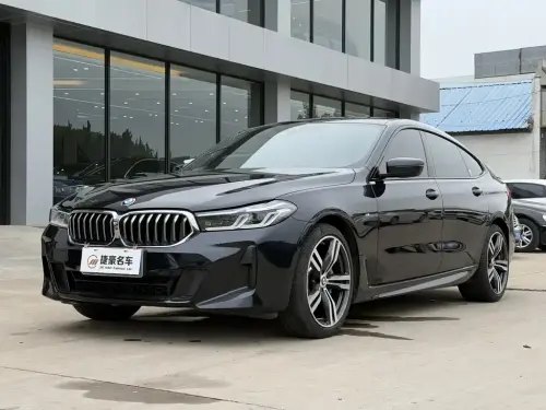 BMW 6-Series GT, 2022