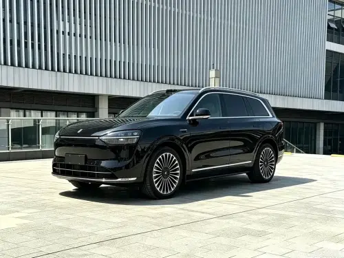 AITO M9, 2025