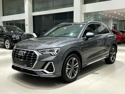Audi Q3, 2022
