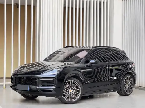 Porsche Cayenne, 2023