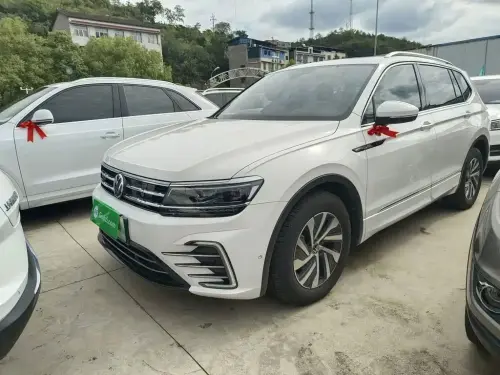 Volkswagen Tiguan, 2021
