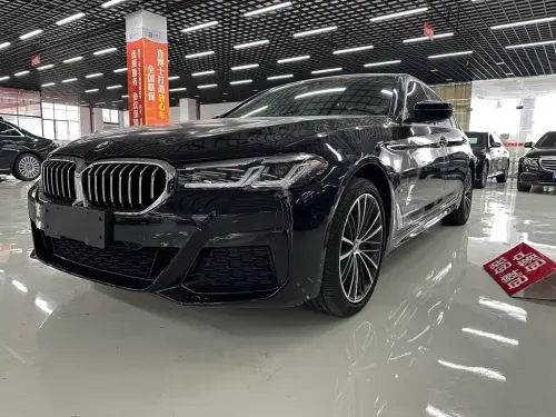 BMW 5-Series, 2023