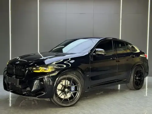 BMW X4M, 2023