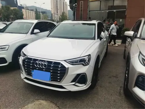 Audi Q3, 2022