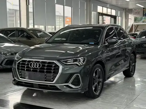 Audi Q3, 2022