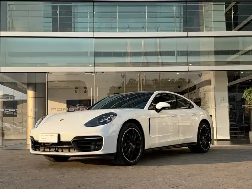Porsche Panamera, 2022