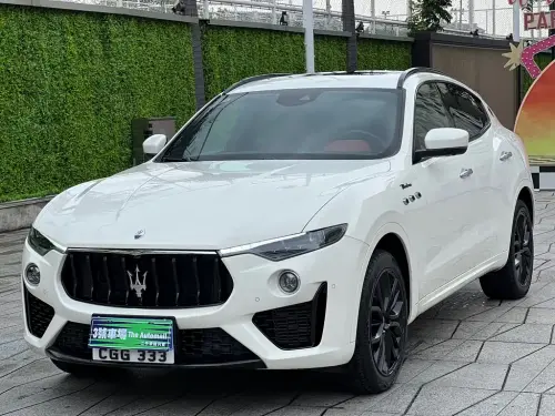 Maserati Levante, 2022