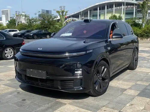 Li Auto L7, 2025