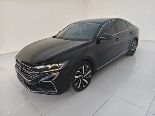 Volkswagen Passat, 2023