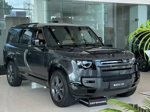 Land Rover Defender, 2026