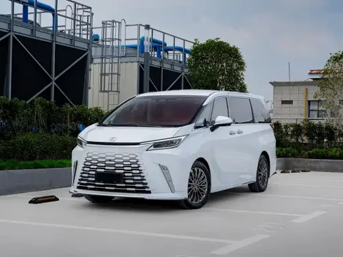 Lexus LM, 2024