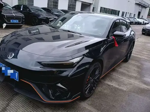 Changan UNI-V, 2025