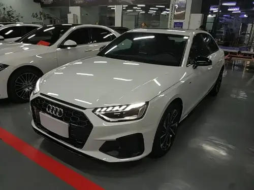 Audi A4, 2023