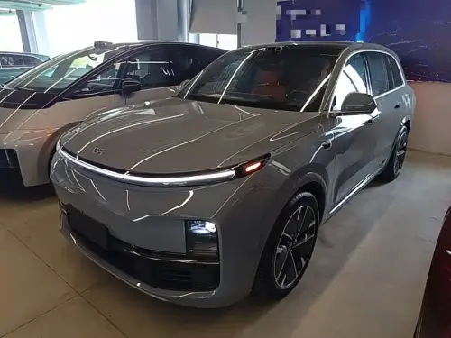 Li Auto L8, 2025