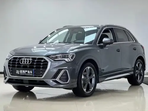 Audi Q3, 2022