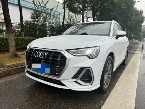 Audi Q3, 2021