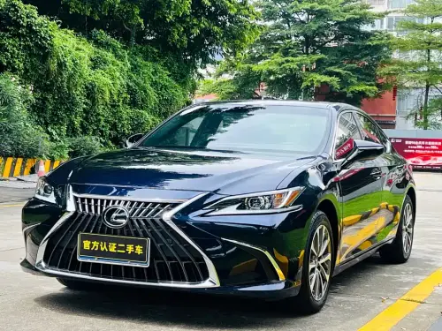 Lexus ES, 2023