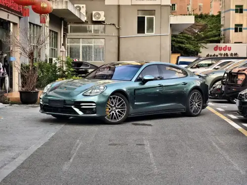 Porsche Panamera, 2022