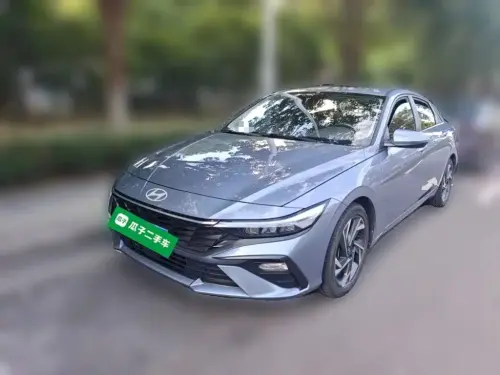 Hyundai Elantra, 2024