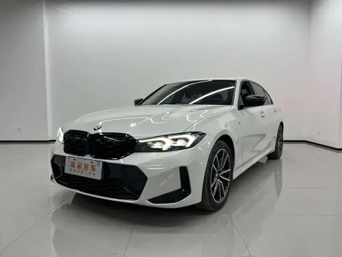 BMW 3-Series, 2024