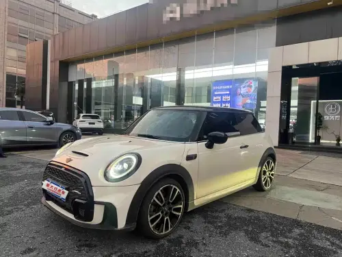 Mini MINI, 2022