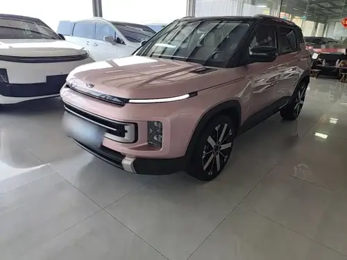 Geely ICON, 2023