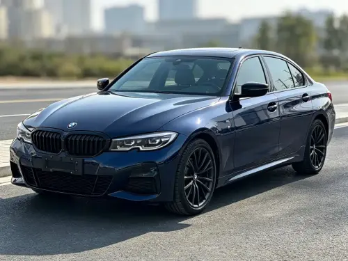 BMW 3-Series, 2021