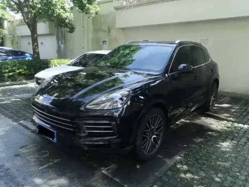 Porsche Cayenne, 2022