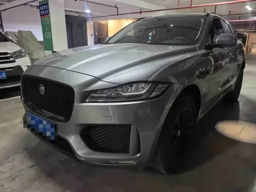 Jaguar F-PACE, 2020