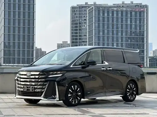 Toyota Vellfire, 2024