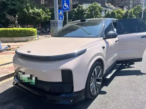 Li Auto L9, 2022